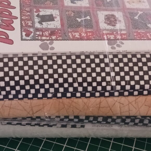 Puppy Love Quilt Kit by Lady Hawk Designs #501 - Picture 5 of 9